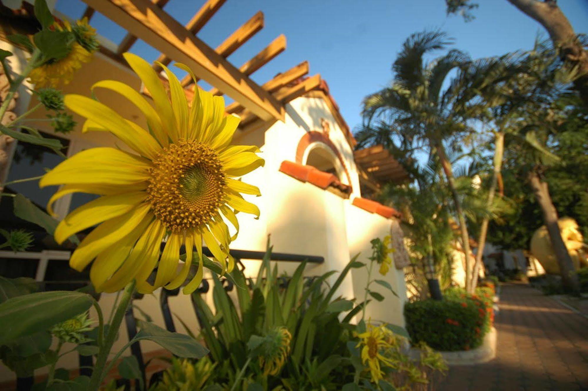 Lopburi Inn Hotel Exterior foto